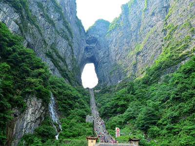 湖南韶山、张家界、袁家界、金鞭溪、芙蓉镇双飞6天游