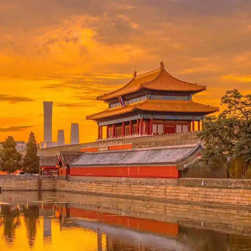 （国旅自组）【超值·暑期包干北京】北京故宫、清华/北大、天安门广场、首都升旗仪式、恭王府、天坛、天津蜡像馆、八达岭长城、水蜜桃亲子采摘双飞六天